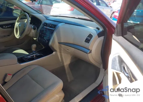 2014 Nissan Altima 2.5/2.5 S/2.5 Sl/2.5 Sv из США, поврежденный, VIN 1N4AL3AP9EN337551